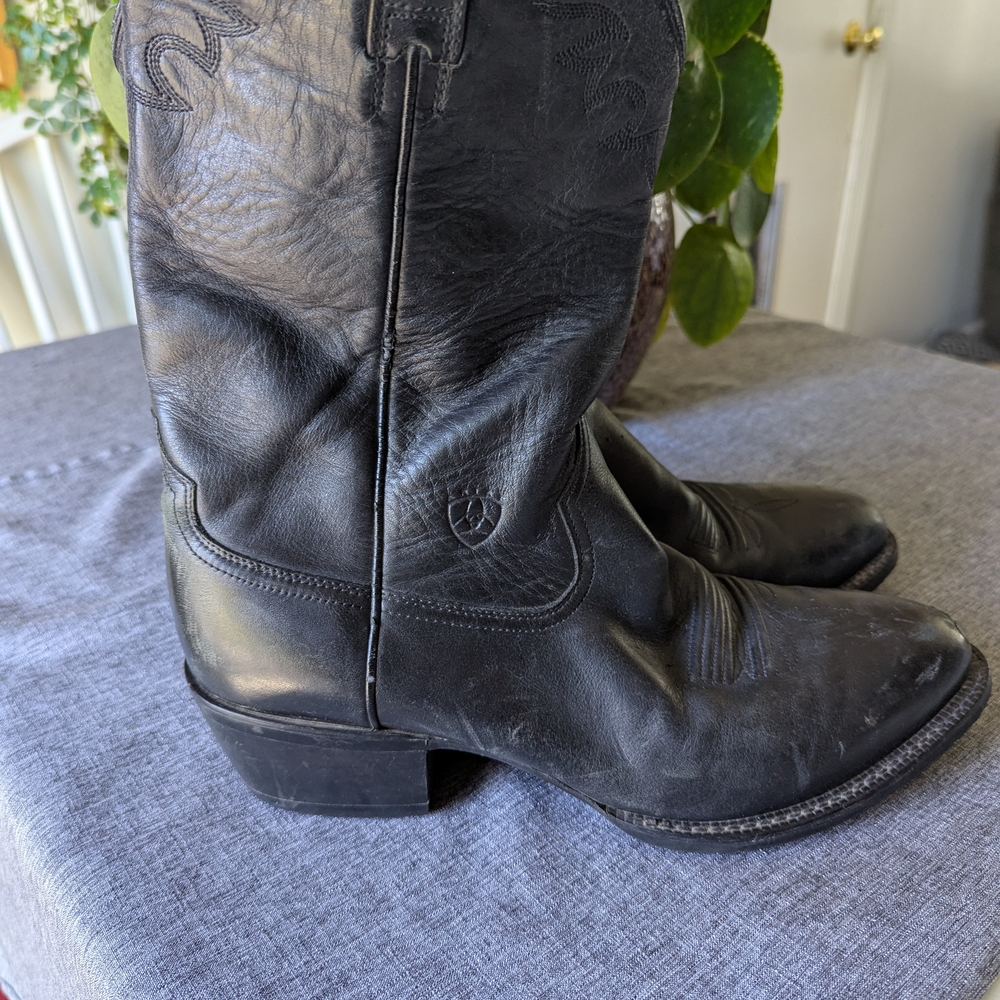 Ariat Dark Leather Western Boots